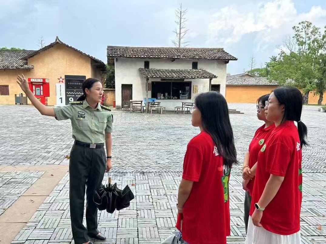 Ͼؔ(ci)(jng)W(xu){ƱtF(tun)(du)M(jn)ɳމΣsm(x)tɫѪ}