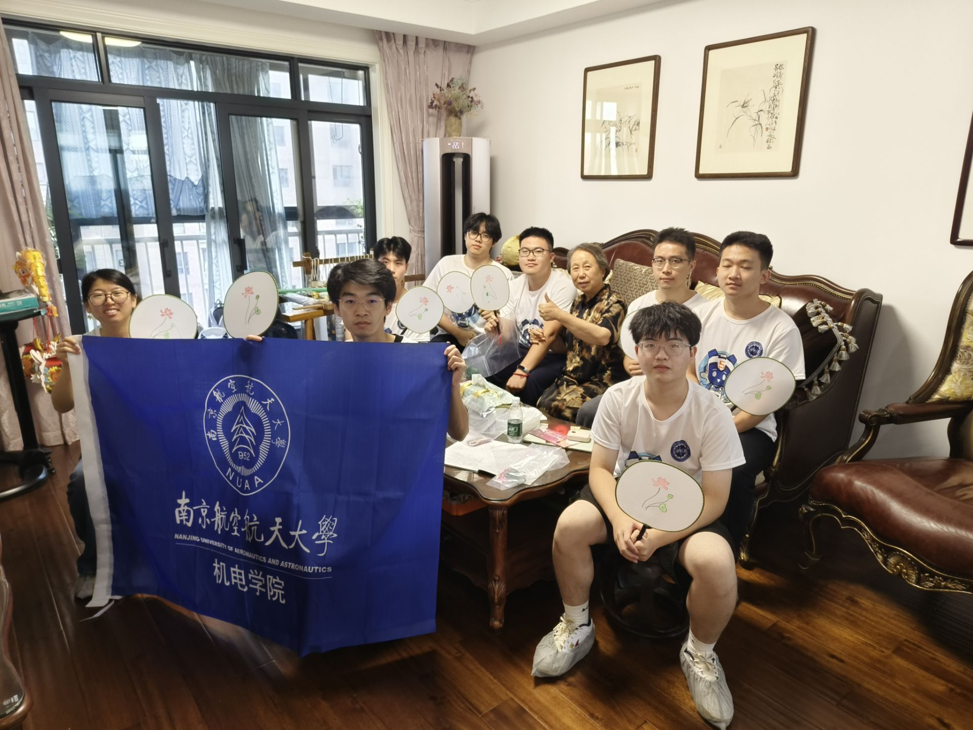 ഺ֮ģz֮sϺWӓP̽ᘼϵĂС