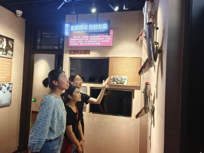 ഺ׷tɫӡӛ ` th`_չ}ϵл