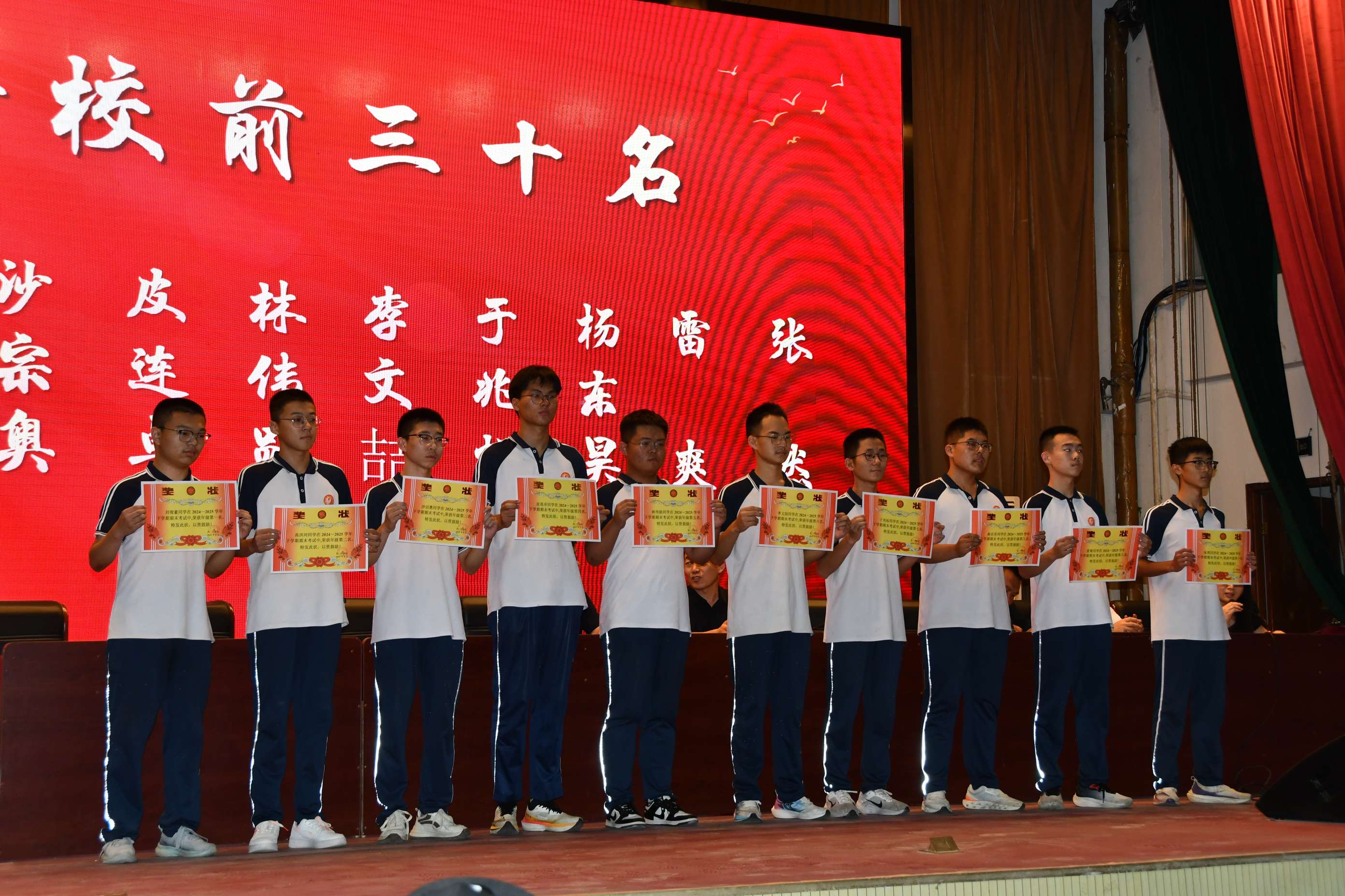 LКvꖹгLɽ|WWӹڿh֧MЕr