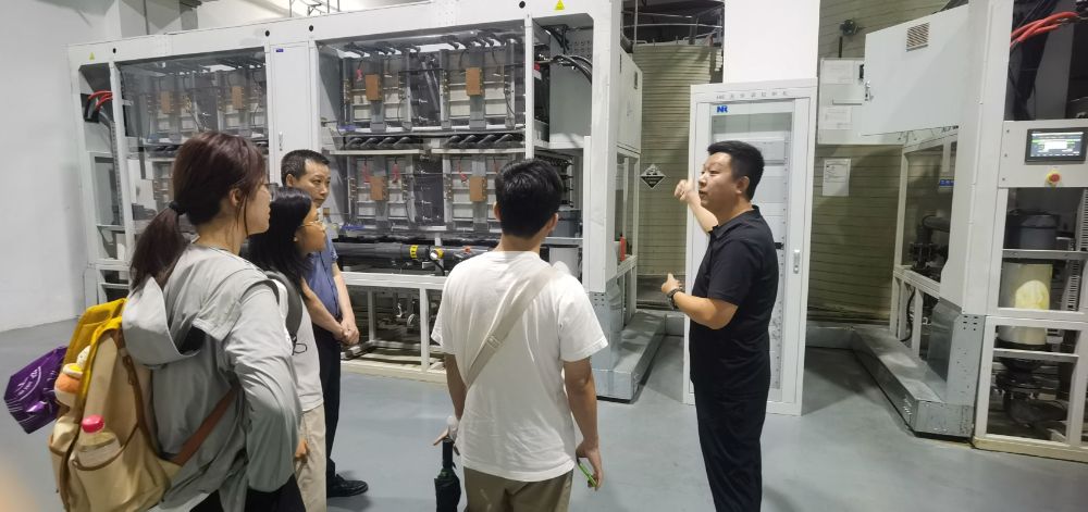 һ늵ľGɫL(zhng)Aд(sh)`F(tun){(dio)ԴD(zhun)ǰ