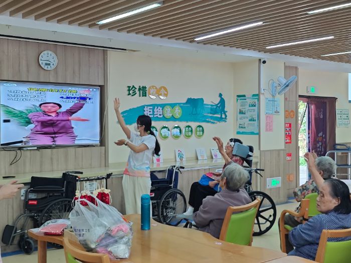 P(yng)t(y)퍣(rn)ͬУһȺpഺ?jin)ѹt(y)ǻ