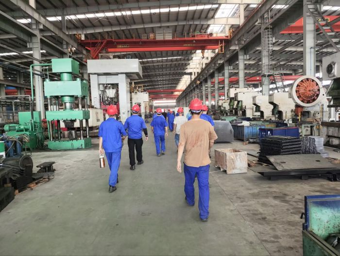 W(xu)븷(yng)(yng)܇(ch)޹˾ @(g)ڻĞRдĥഺ